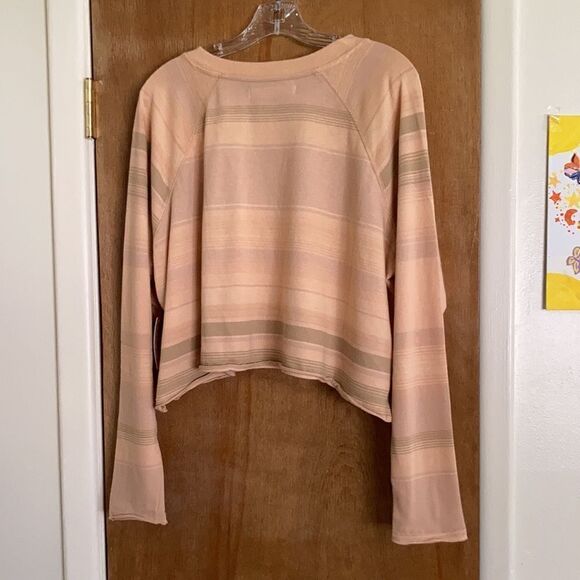 Free People L/S Cropped Top - Picture 7 of 8